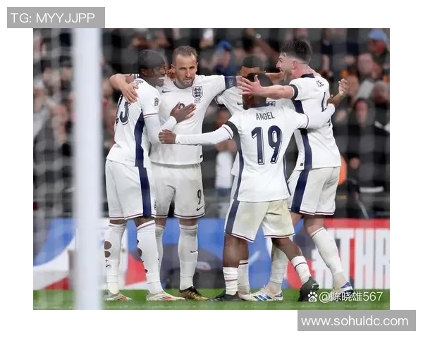荷兰与英格兰精彩对决现场直播全程回顾与分析 荷兰与英格兰精彩对决现场直播全程回顾与分析