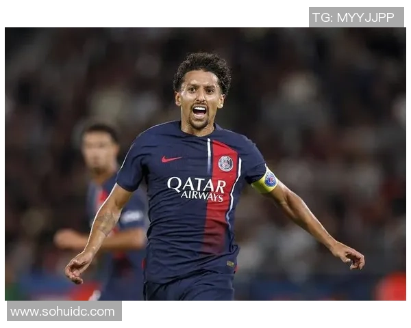 马尔基尼奥斯的传奇之路：从青涩小将到世界顶级后卫的成长历程