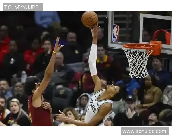 骑士与马刺精彩对决录像回放分析及赛后精彩瞬间回顾