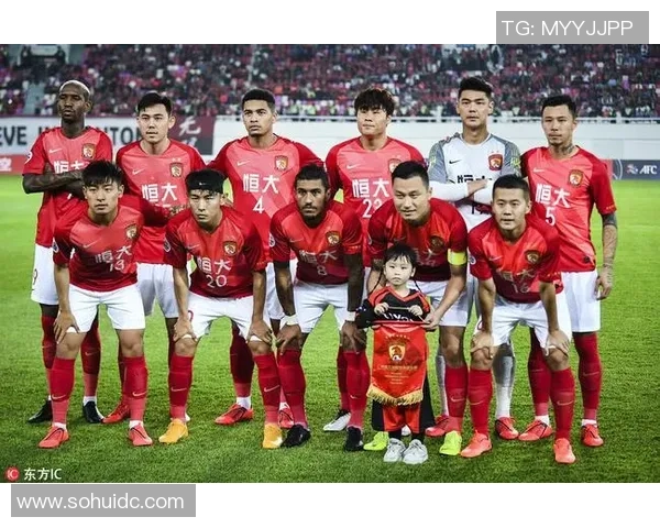 亚冠激战广岛对阵恒大全力争胜展现亚洲足球魅力