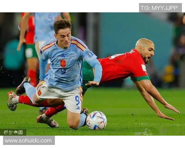 克罗斯的足球传奇之路:从青涩少年到世界顶级中场的成长历程 克罗斯的足球传奇之路:从青涩少年到世界顶级中场的成长历程