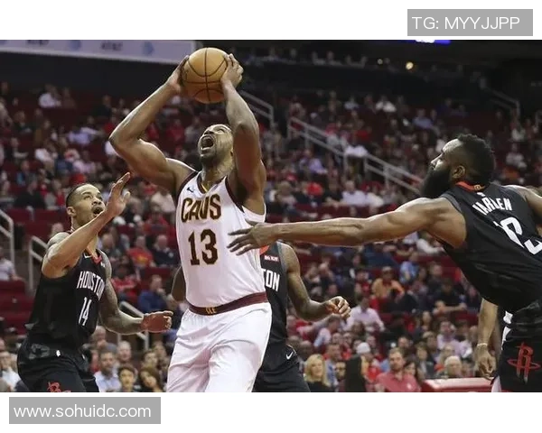 火箭队与骑士队球员个人数据全面对比分析与赛季表现评估