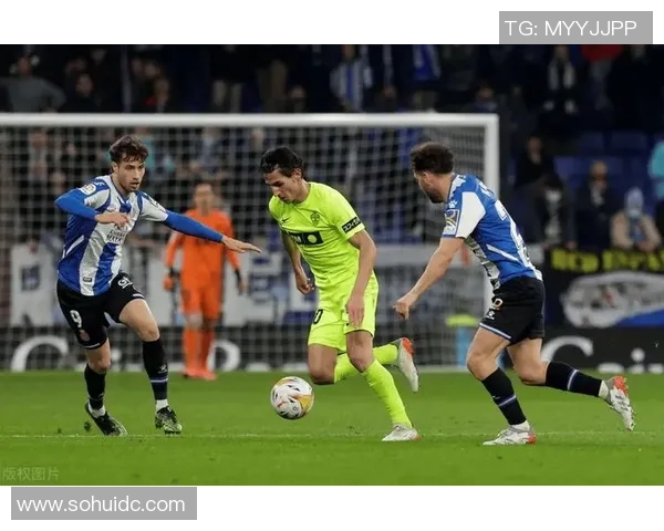 西班牙人主场迎战马加拉争夺欧战资格的关键对决