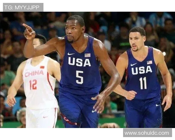 中投与三分球的较量:篮球战术演变与球队胜负的关键因素分析 中投与三分球的较量:篮球战术演变与球队胜负的关键因素分析