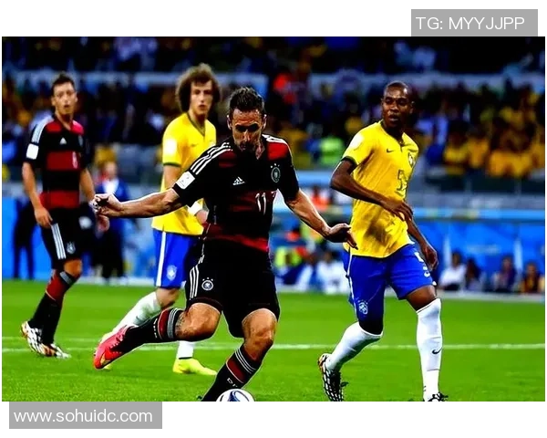 巴西与德国足球专家分析汇总揭示比赛关键因素与战术对比