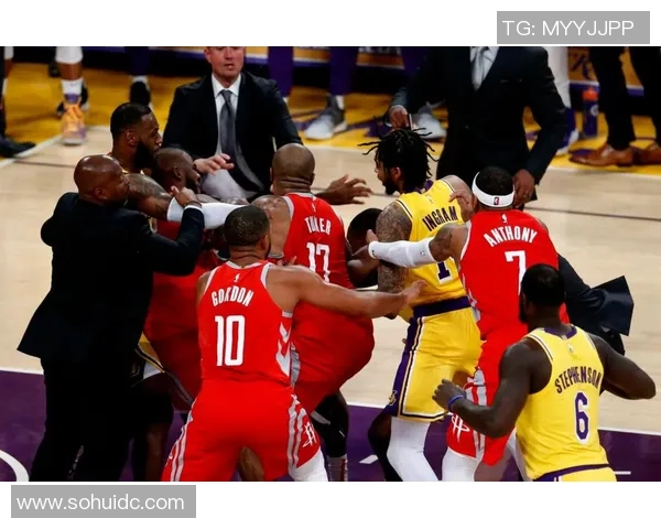 火箭队与雷霆的激烈对决精彩回顾与赛后分析