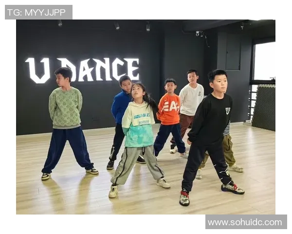 舞动人生的节奏与梦想：赵伟的街舞故事与心路历程